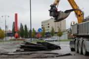 Ny stor vattenläcka i Köping – hela orten utan vatten Ny stor vattenläcka i Köping – hela orten utan vatten