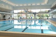 Legionellan håller fortsatt stängt på Köpings Bad & Sport Legionellan håller fortsatt stängt på Köpings Bad & Sport