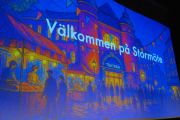 Stjärnstylist Jonas Hallberg hyllades som VM-ambassadör Stjärnstylist Jonas Hallberg hyllades som VM-ambassadör